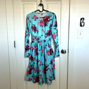 Knit floral dress with pockets